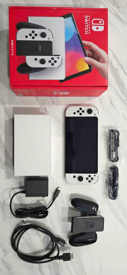2024 Nintendo Switch OLED (Pristine, Seldom Used)