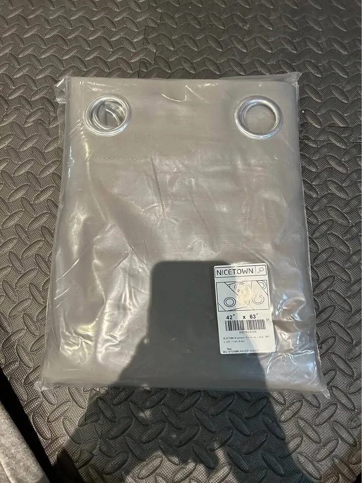 Grey curtains image indicator(4)