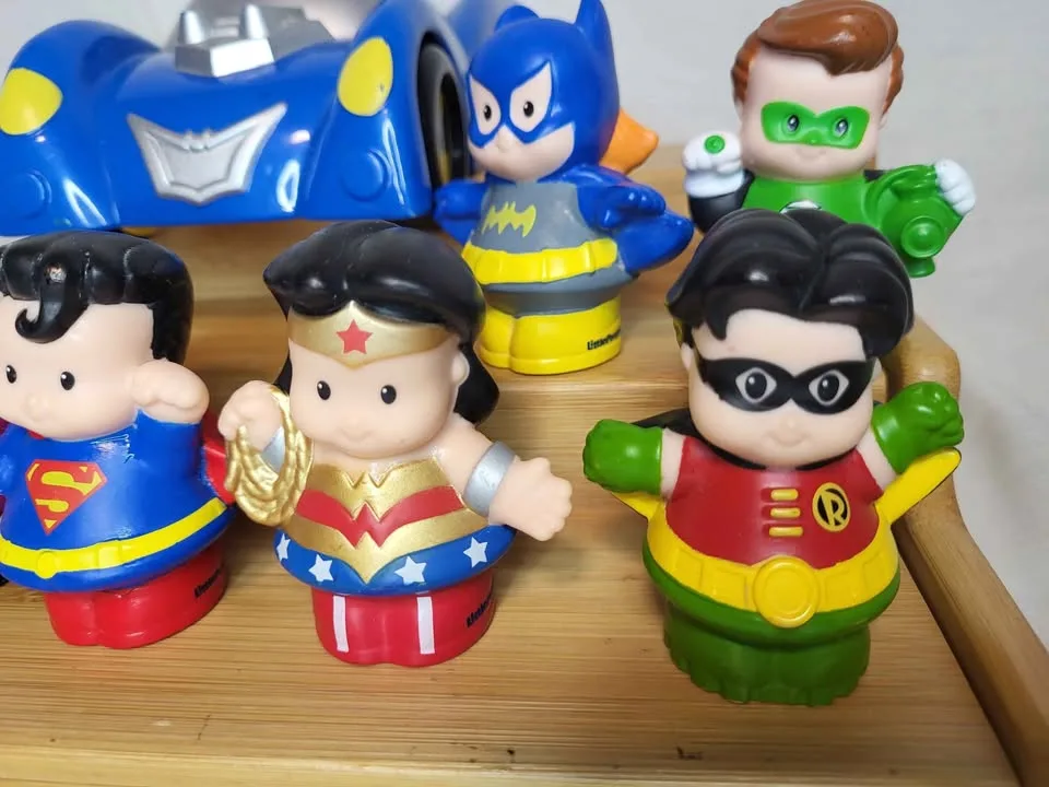 Fisher-Price Little People Batmobile and 7 Superhero figs Joker image indicator(3)