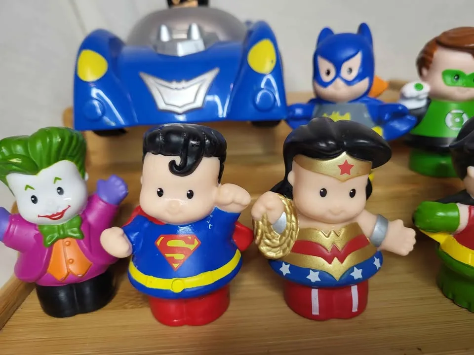 Fisher-Price Little People Batmobile and 7 Superhero figs Joker image indicator(4)