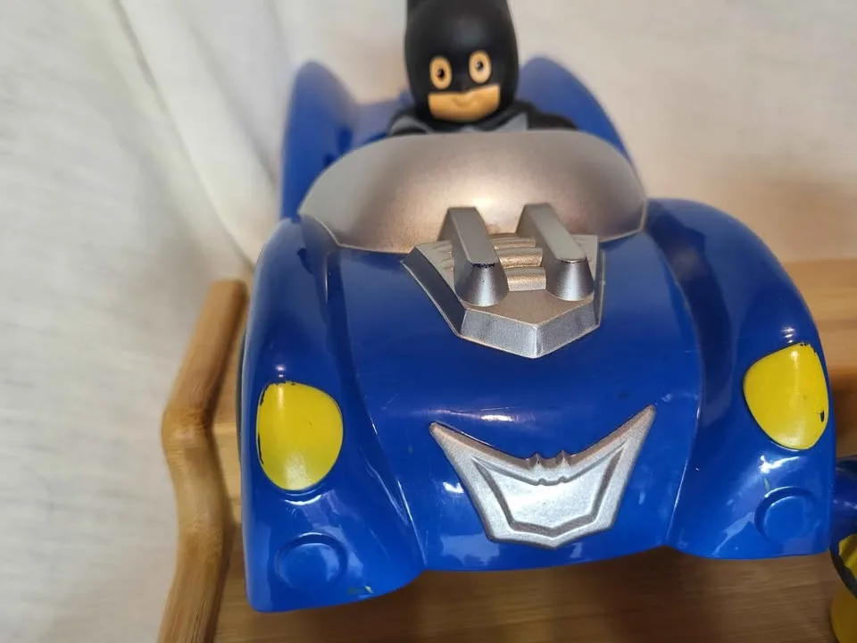 Fisher-Price Little People Batmobile and 7 Superhero figs Joker image indicator(6)