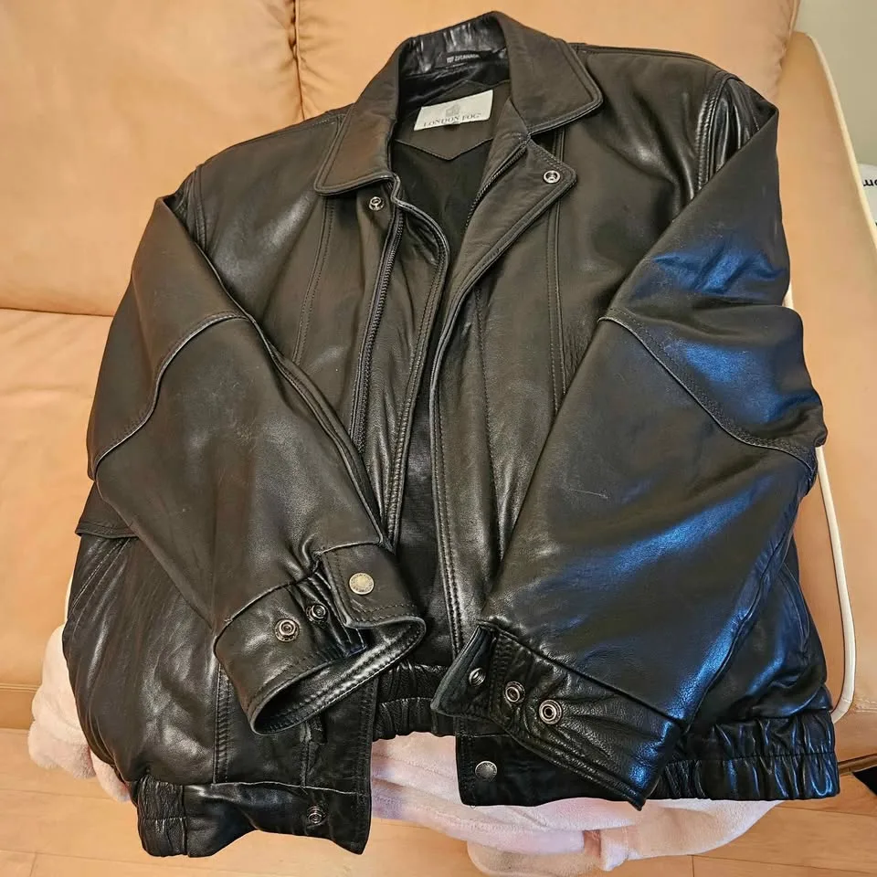 London Fog Men's Black Leather Jacket image indicator(3)