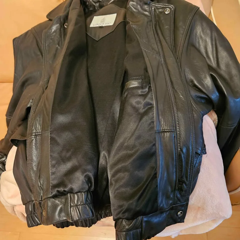 London Fog Men's Black Leather Jacket image indicator(5)