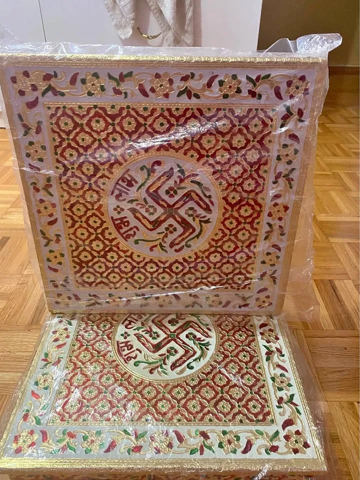 2 Indian Wedding Stools￼/ Seats