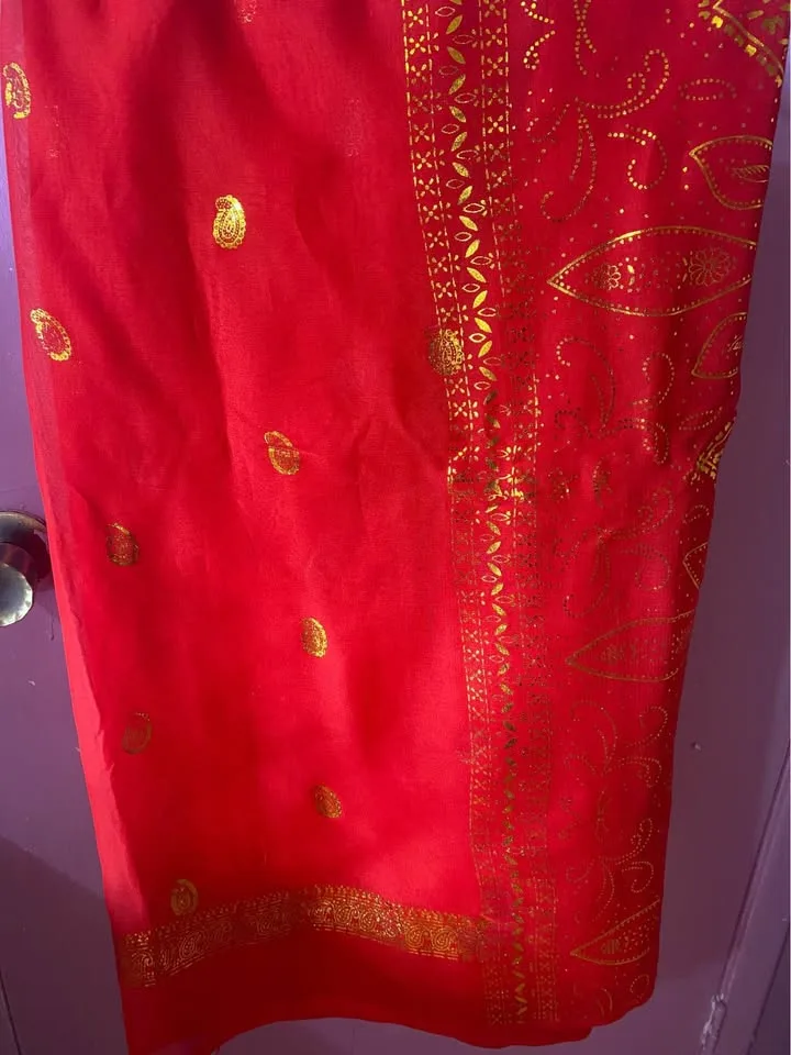 Simple Red Sari image indicator(2)