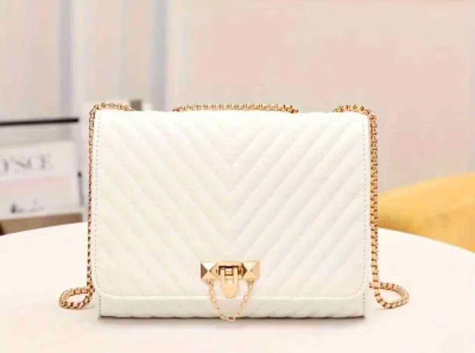 Brand new large capacity white women hand bag thumbnail