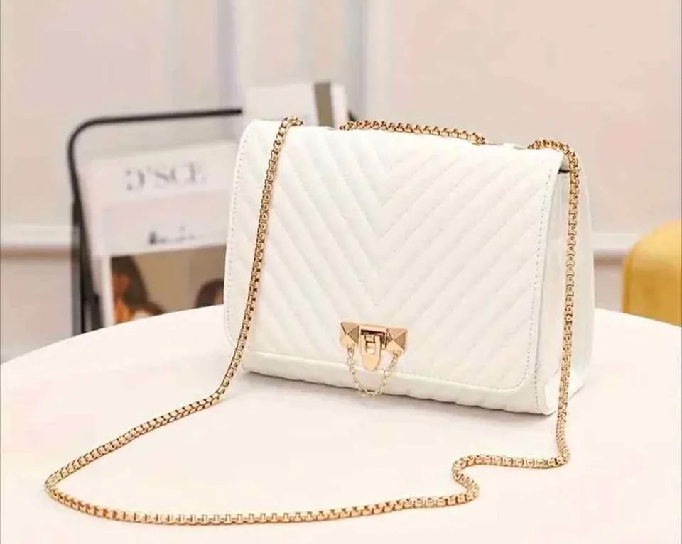 Brand new large capacity white women hand bag image indicator(2)