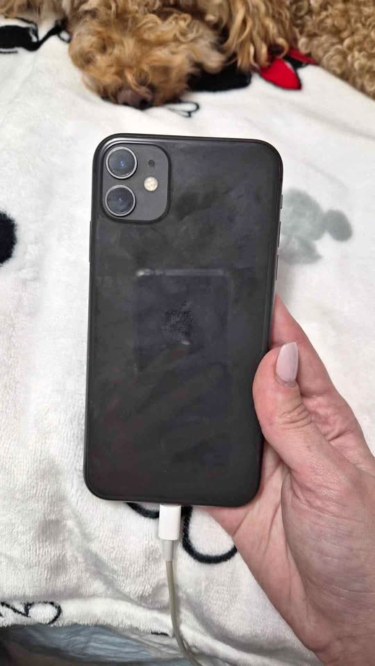 Iphone 11 black