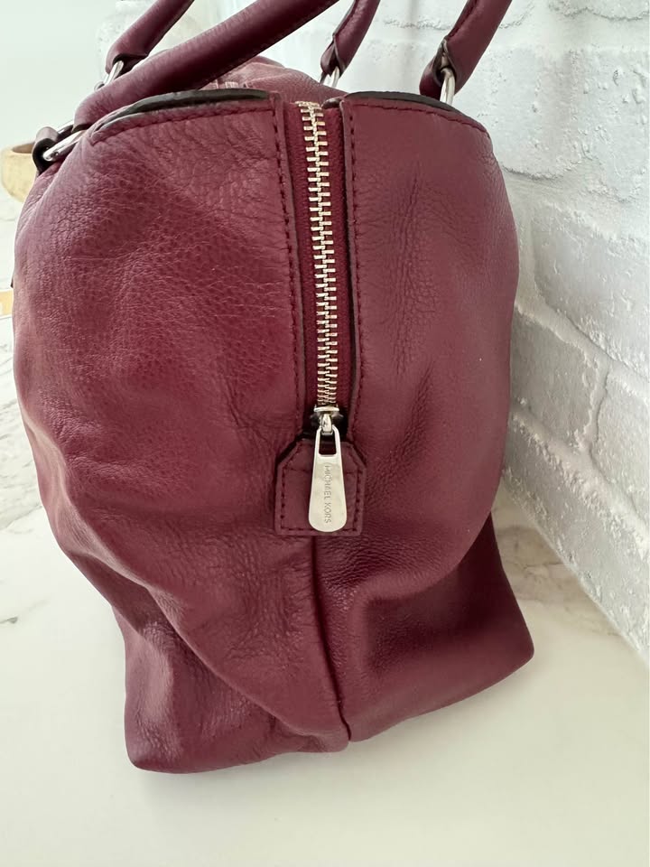 Michael Kors Leather Purse - photo 5