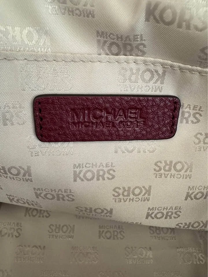Michael Kors Leather Purse image indicator(7)