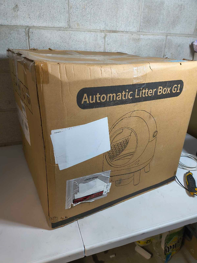 ZHMZ G1 Smart Self-Cleaning Cat Litter Box (Slightly Used) - photo 4