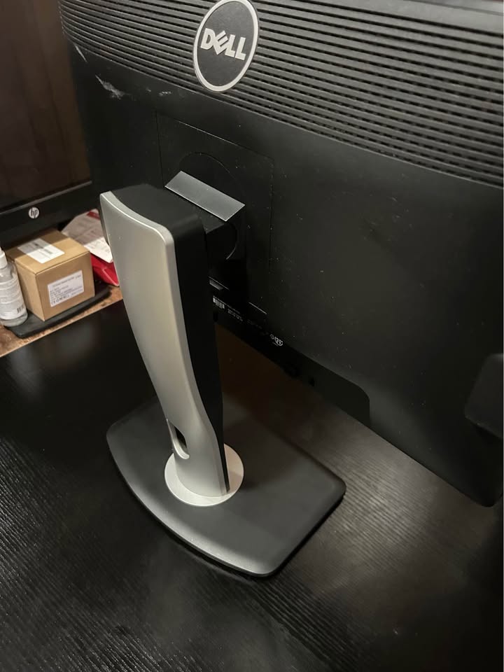 DELL Desktop Monitor P2212H - photo 5