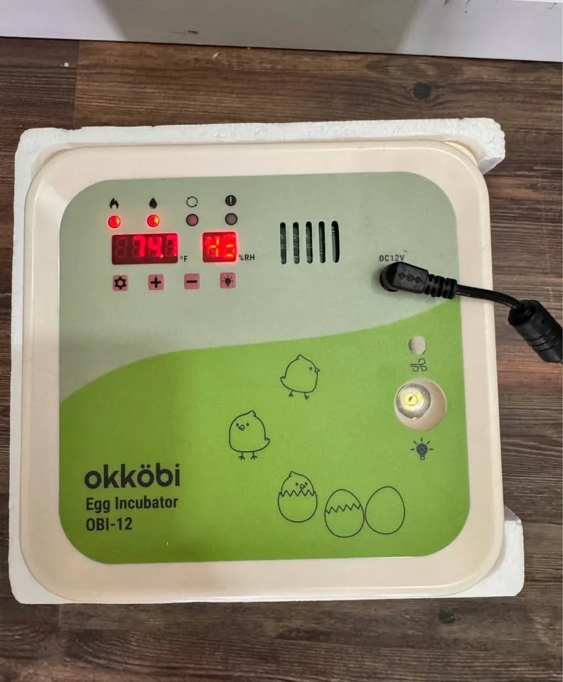 Incubator for Hatching – 12 Eggs image indicator(2)
