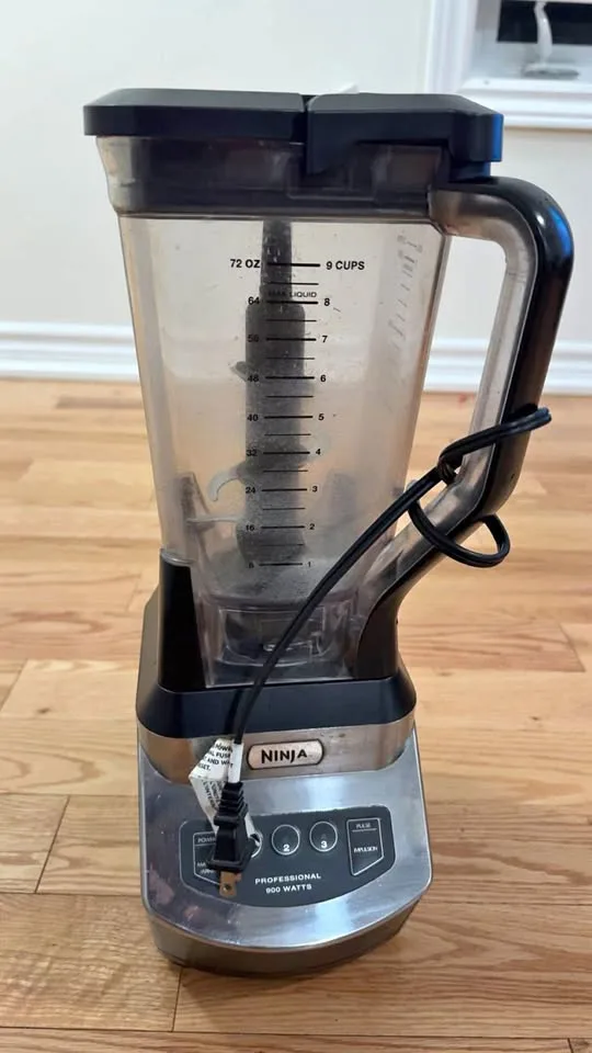 Ninja Professional Blender – Powerful & Reliable! 🌟