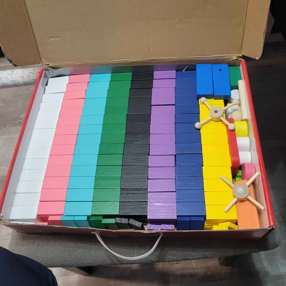 EUC Colour wooden domino set image indicator(2)