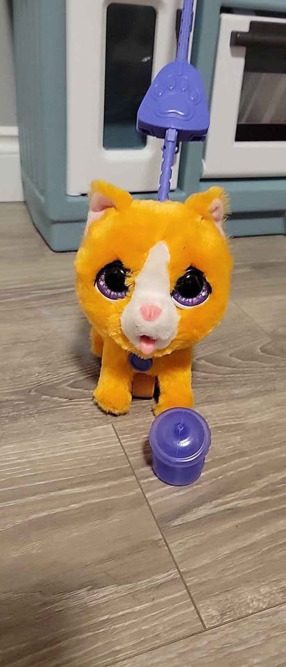 EUC FurReal take my cat - photo 2