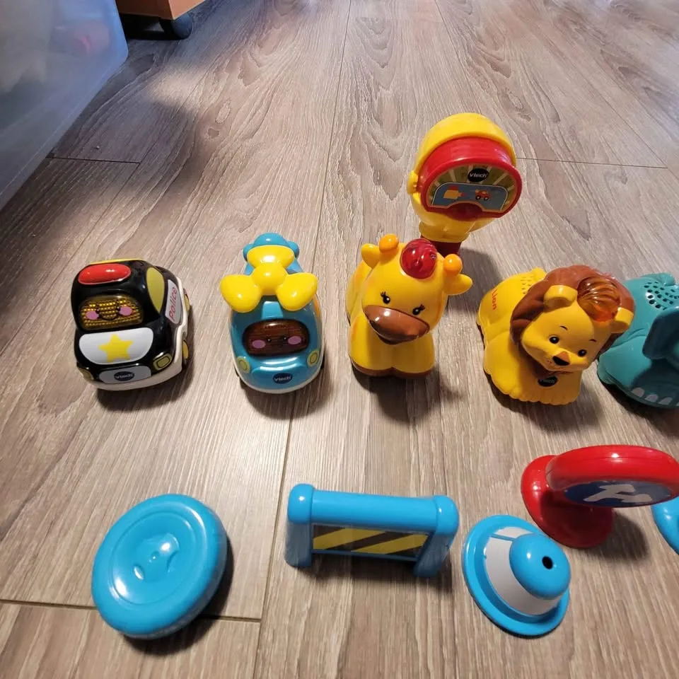 EEUC Vtech GoGo Smart sets x 4 and extra 6 cars/animals image indicator(10)