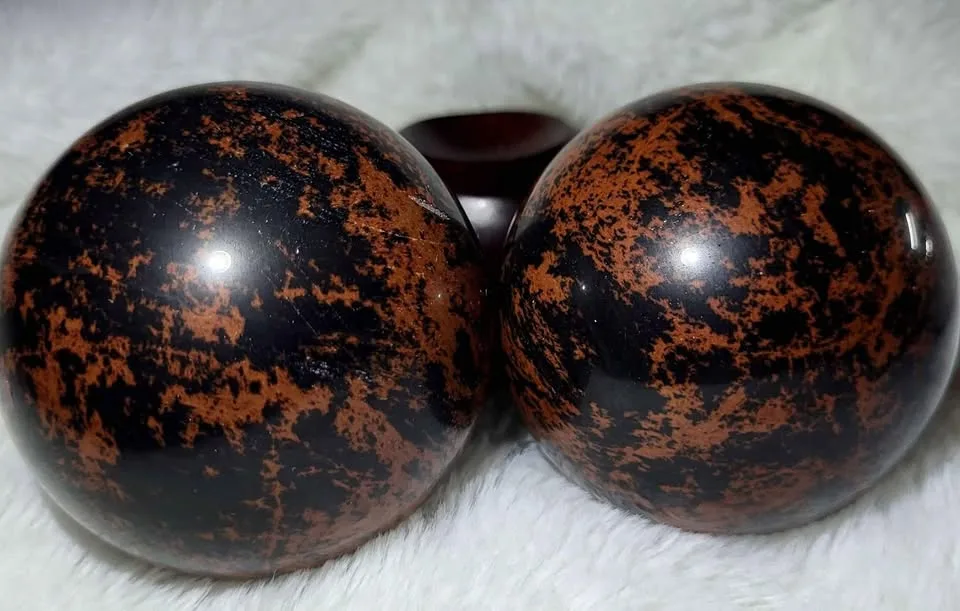 Mahogany Obsidian Sphere - 3 available image indicator(10)