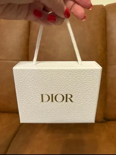 Dior Gift Box thumbnail