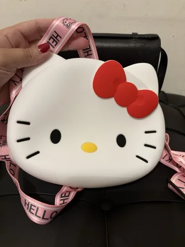 Hello Kitty Crossbody Bag thumbnail