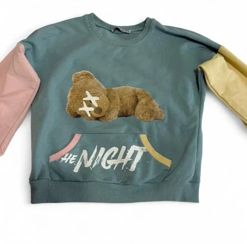 Sweatshirt for girls 5 y.o thumbnail