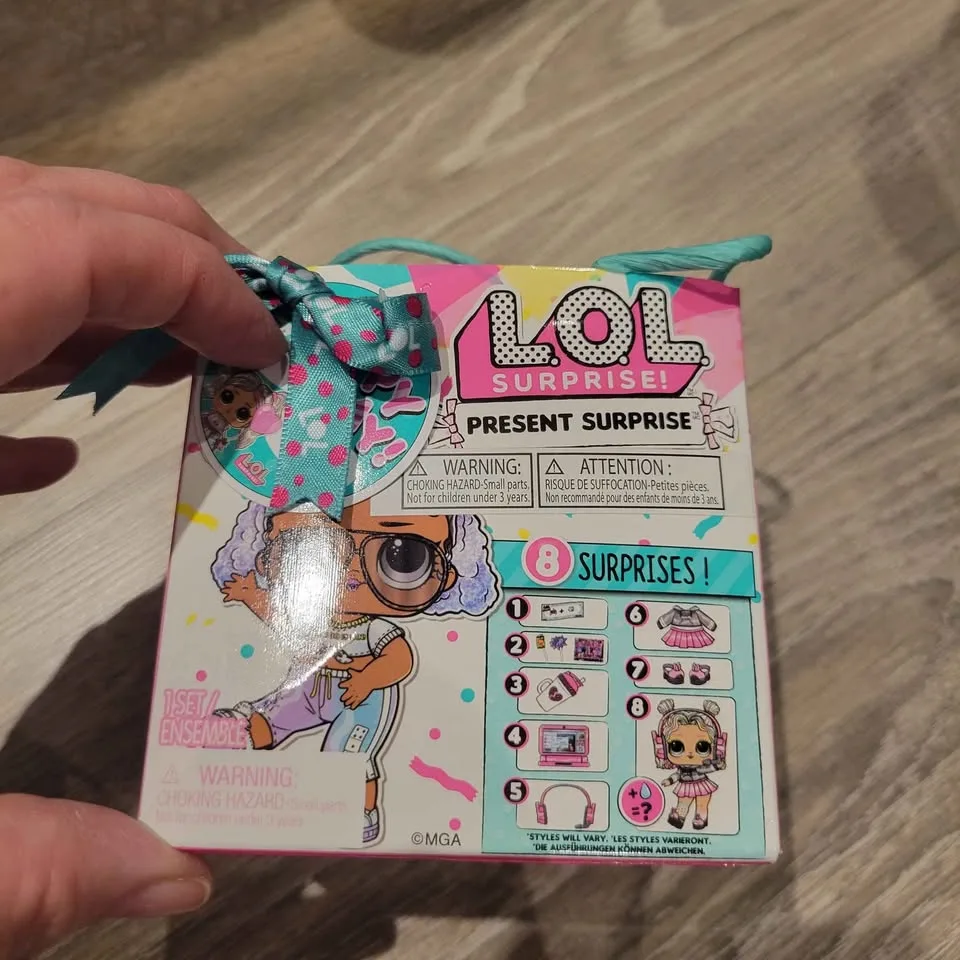 111 LOL dolls, lil sisters, and pets. selling individually image indicator(2)