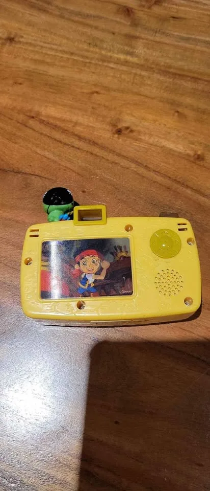 EUC Jake & the Nederland Pirates pretend camera image indicator(2)