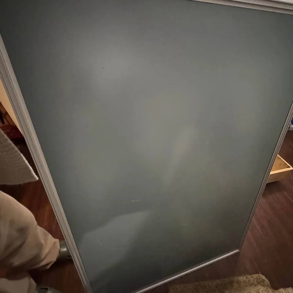 Extra LARGE dry erase white board *small issue see last 2 pictur image indicator(5)