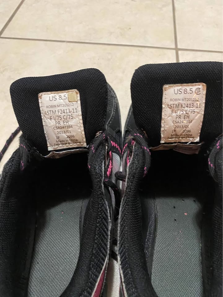 Women’s Steel Toe Shoes Size 8.5 - photo 3