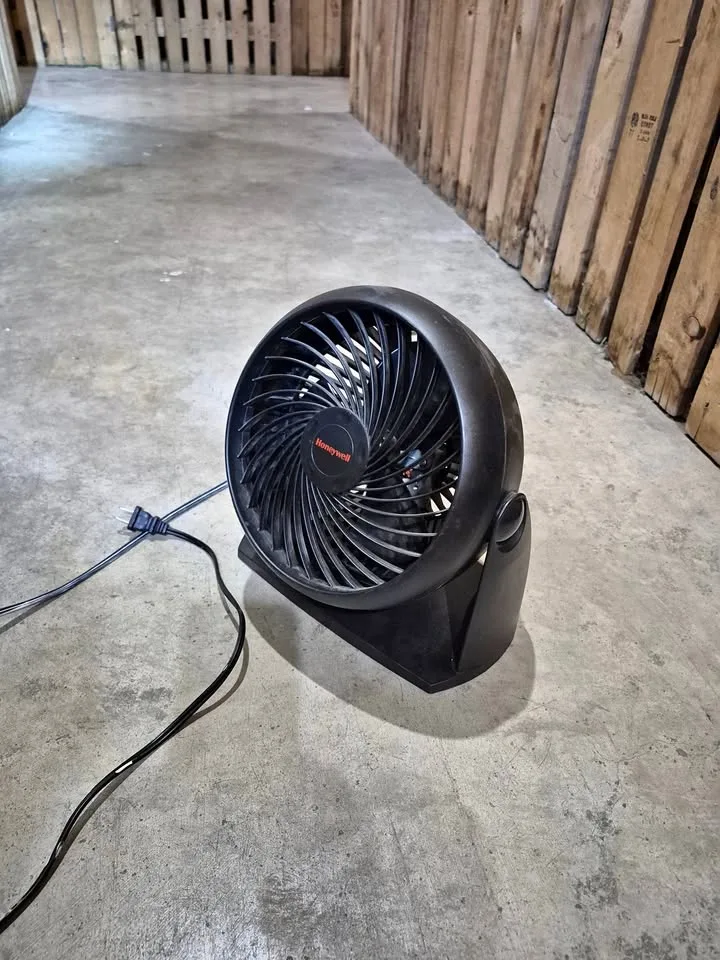 Honeywell Black Round Fan — Three-Speed Air Circulation thumbnail