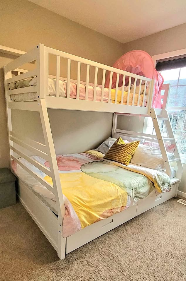Twin over double bunk bed with mattress
