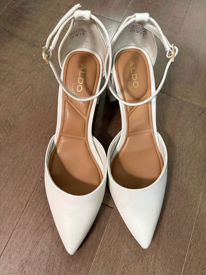 Aldo metallic white Jan ankle strap block heels- size 7.5 - photo 2