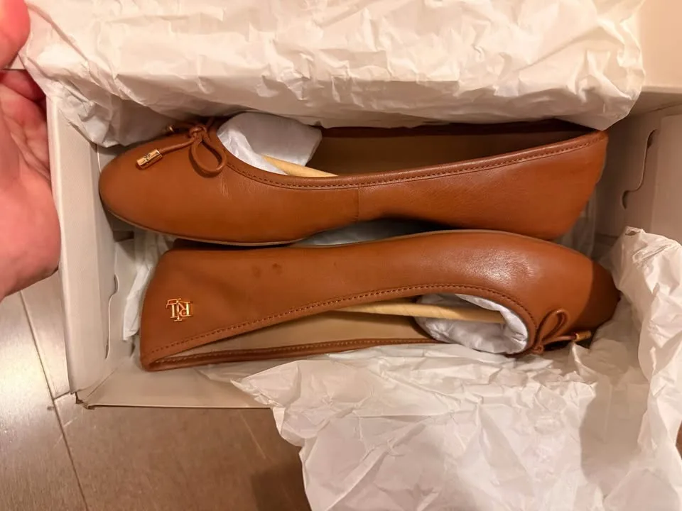 Ralph Lauren Ballet Flats NIB Cognac Brown size 6 image indicator(7)