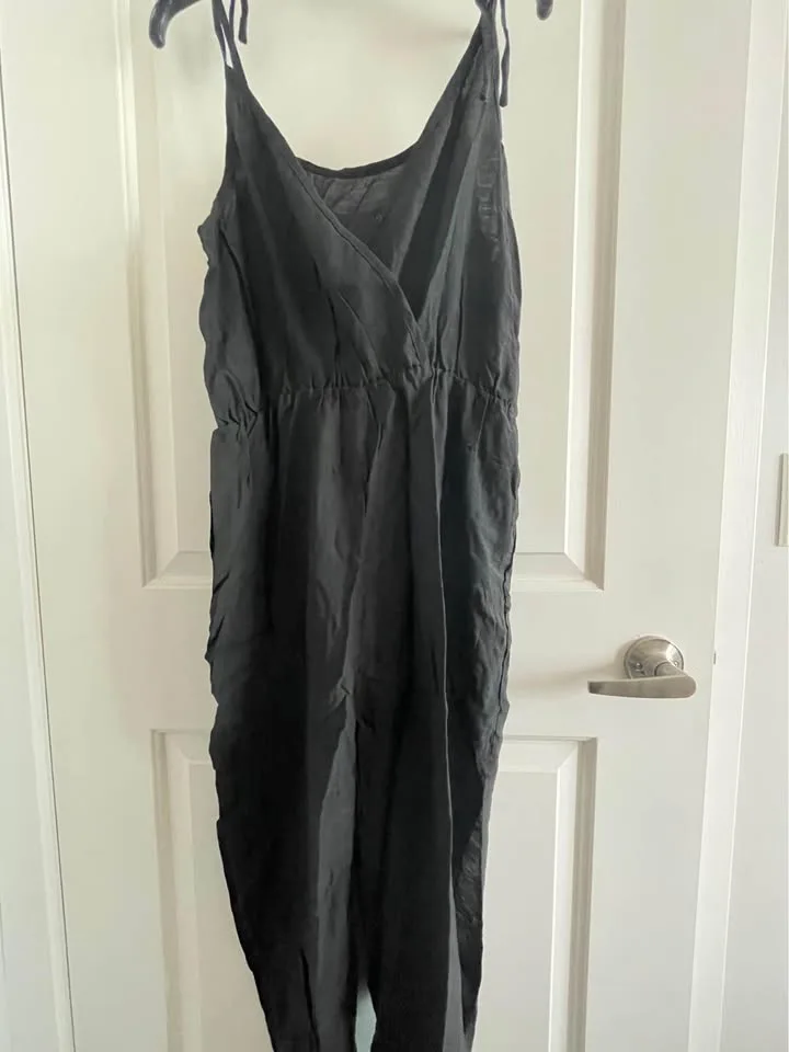 BRAND NEW Black Jumpsuit image indicator(4)