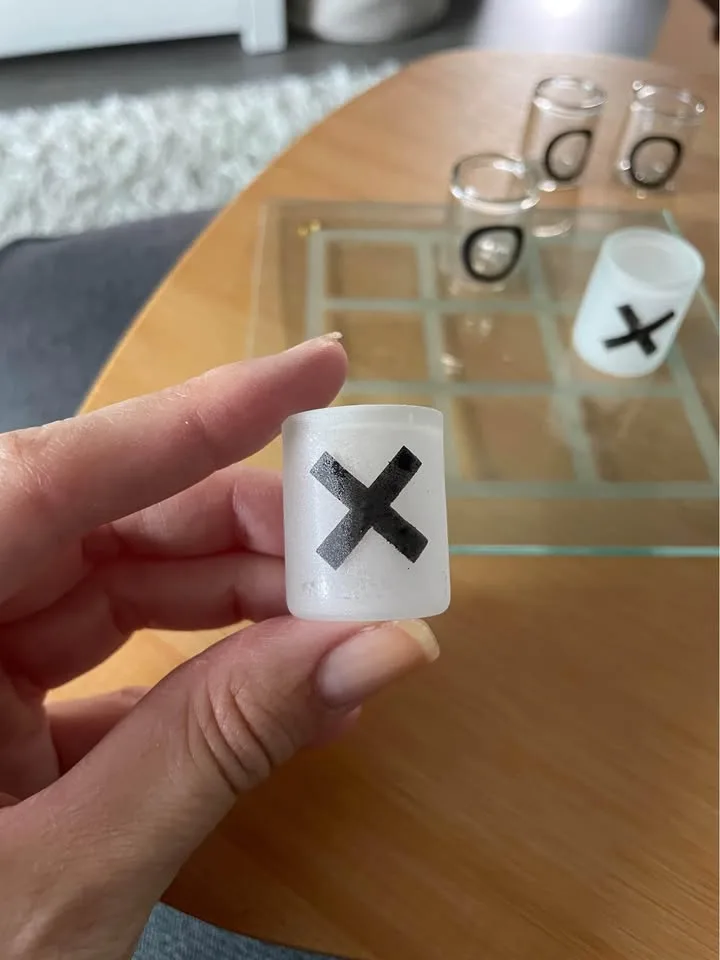 BRAND NEW Glass Tic-Tac-Toe Drinking Game image indicator(2)