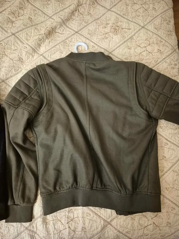 Men's Bomber Jackets - Zara (size L) image indicator(6)