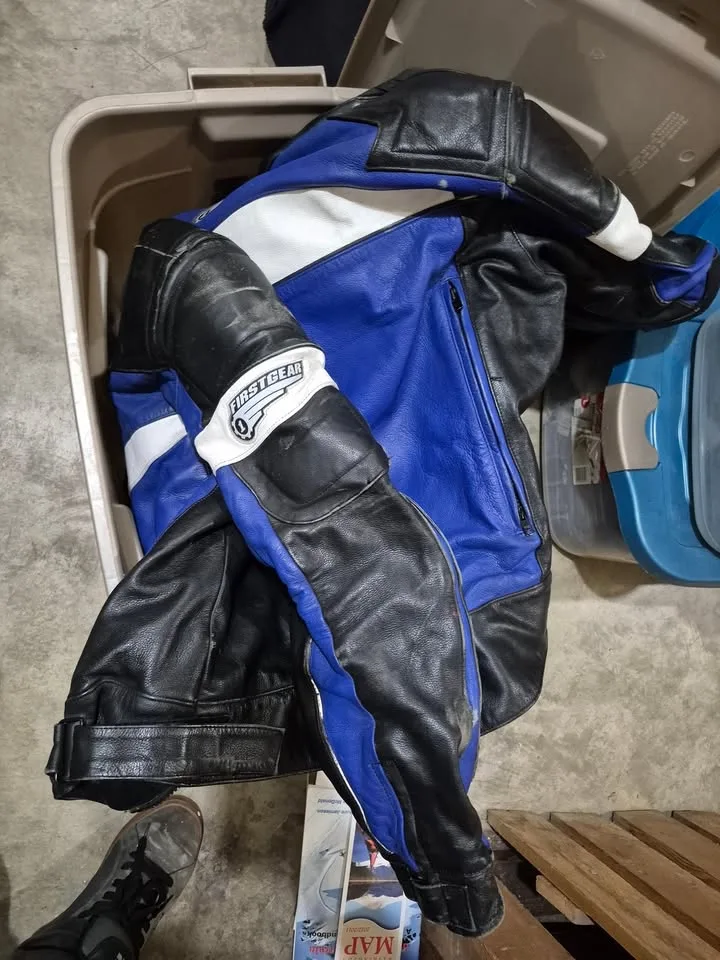 First Gear Leather Motorcycle Jacket Size 42 image indicator(3)