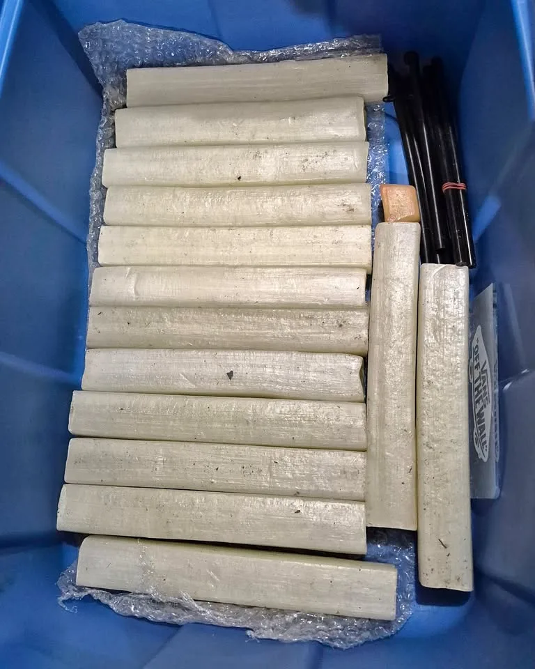 All Temperature Snowboard and Ski Wax thumbnail