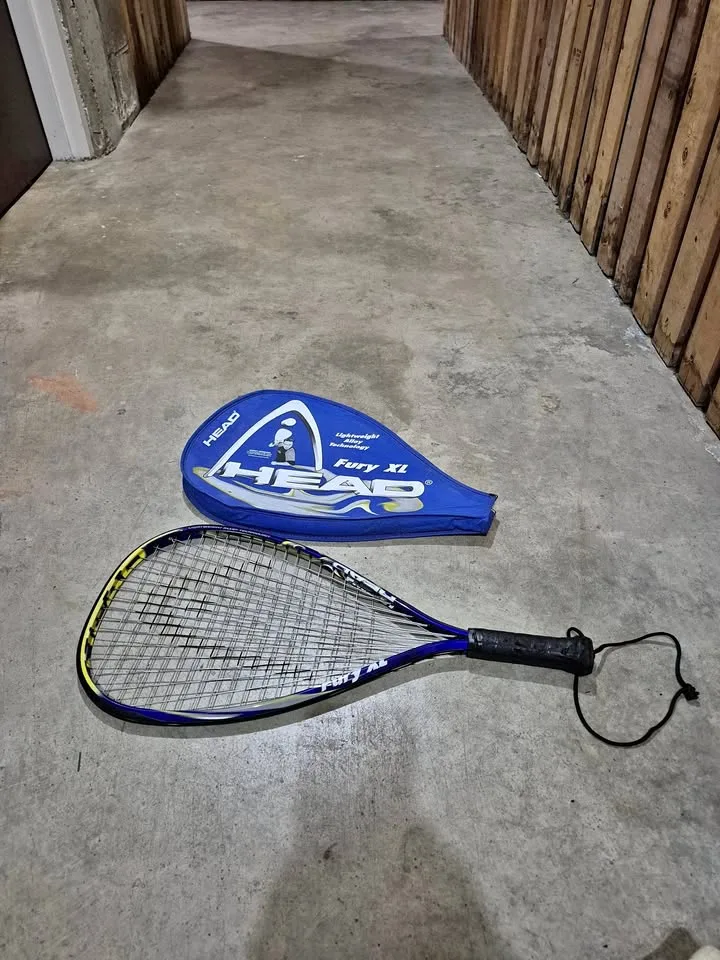 Head Fury XL Racquetball Racket — Lightweight Alloy with Case thumbnail