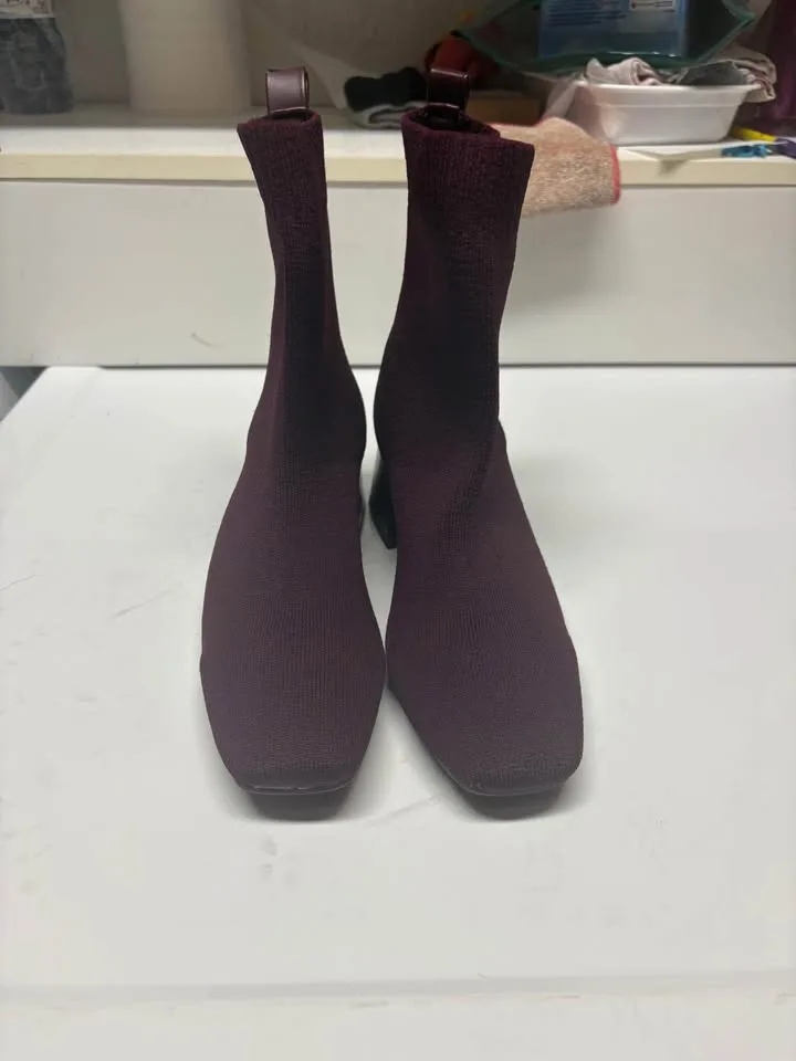 NEW CUSHIONAIRE Women's PLUM Milo Stretch boot sz 7M image indicator(2)