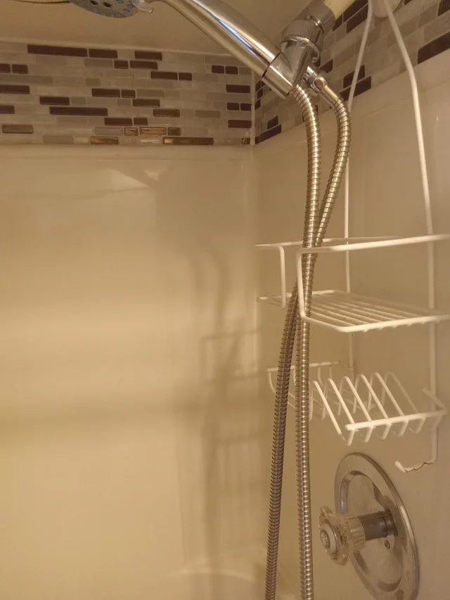 Bedroom for rent with your own private bathroom image indicator(10)