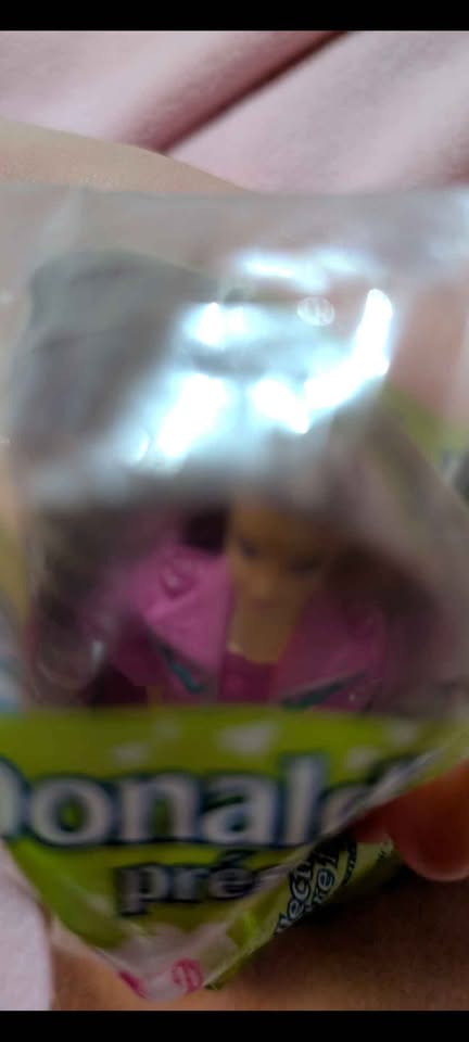 McDonald's barbie paint n dazzle toy collectible - photo 4