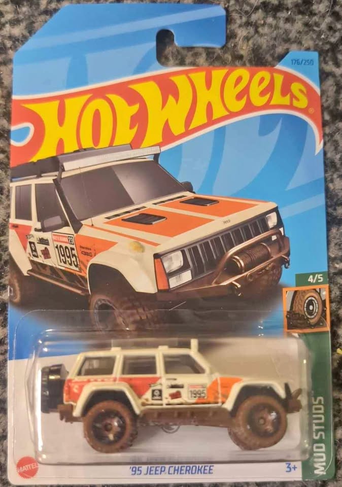 💥Treasure Hunt💥Hot Wheels '23: J-case, 95 Jeep Cherokee