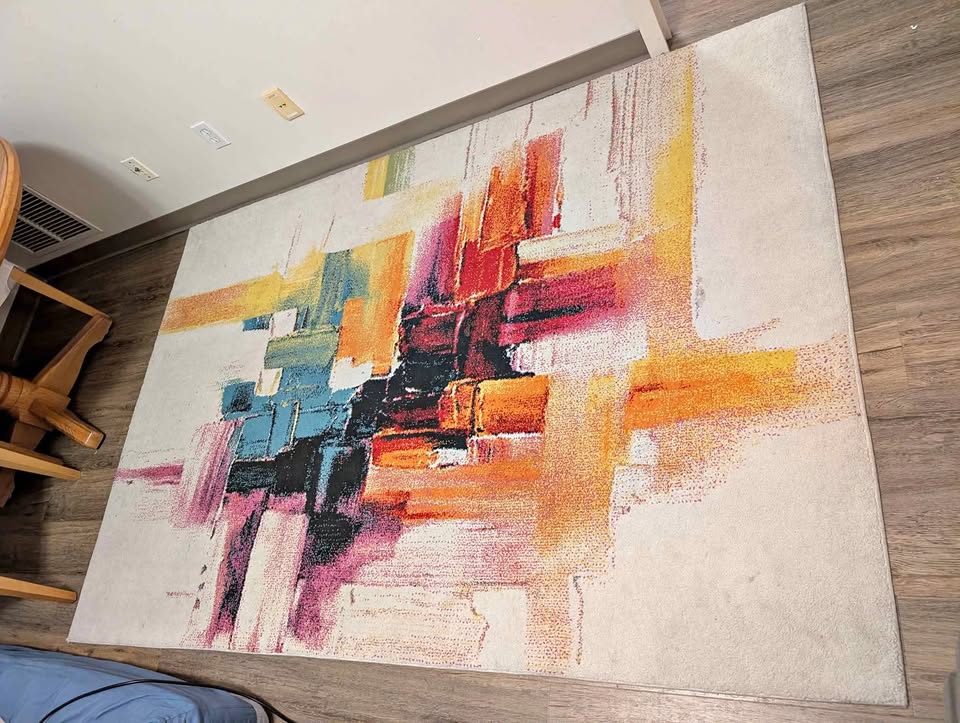 Colorful Carpet/Rug – Large, Vibrant & Ready for a New Home!