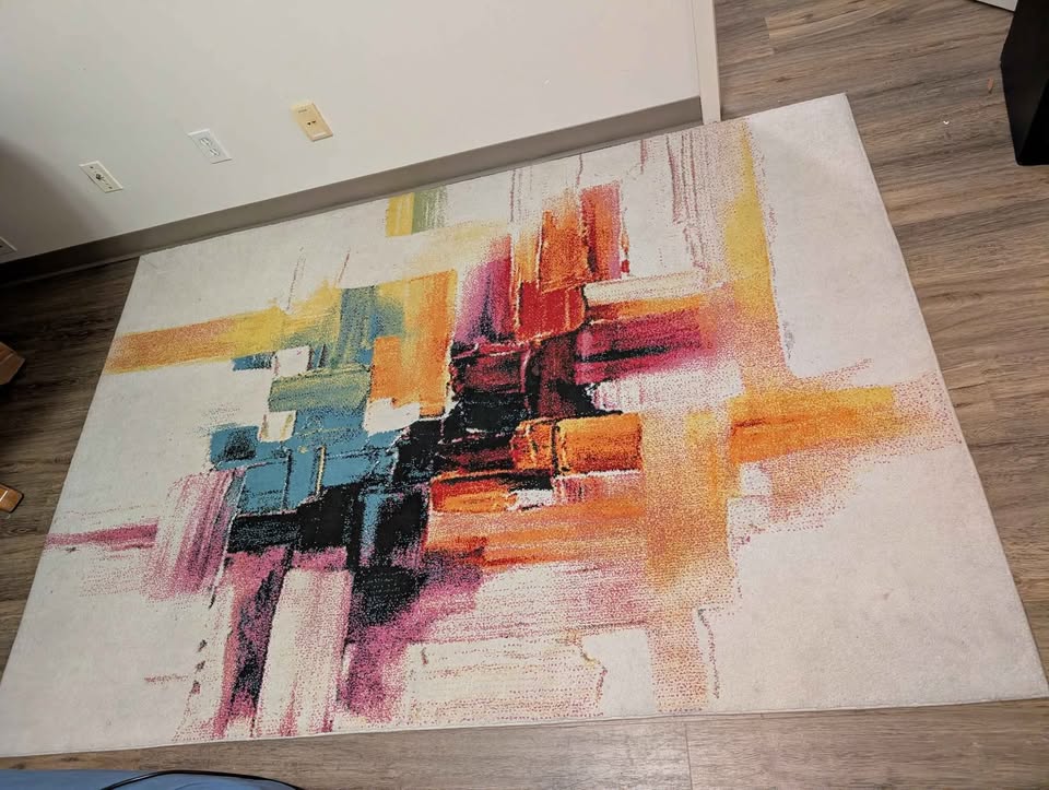 Colorful Carpet/Rug – Large, Vibrant & Ready for a New Home! - photo 2