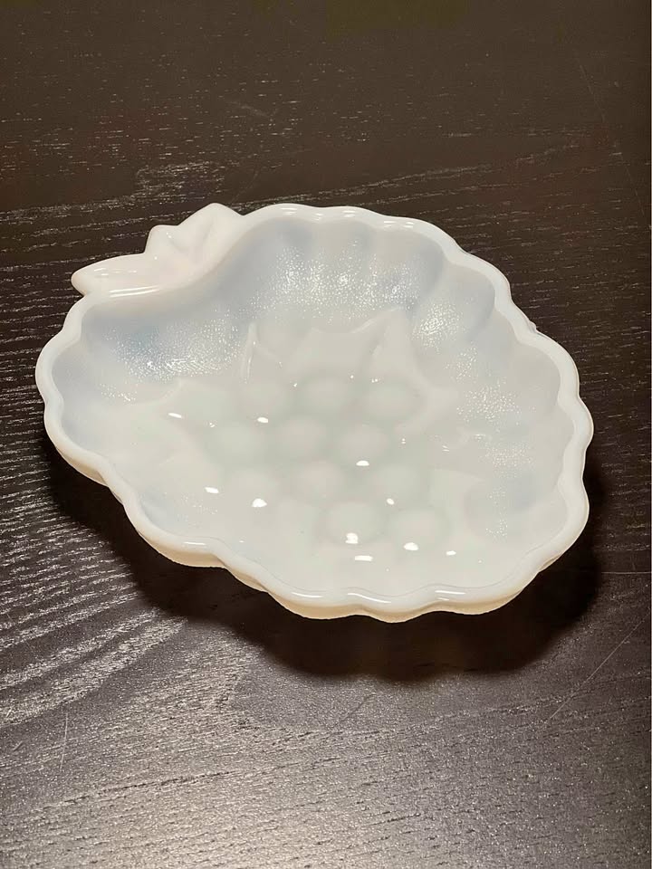 Vintage Milk Glass Grape Dish 7" x 5.5"