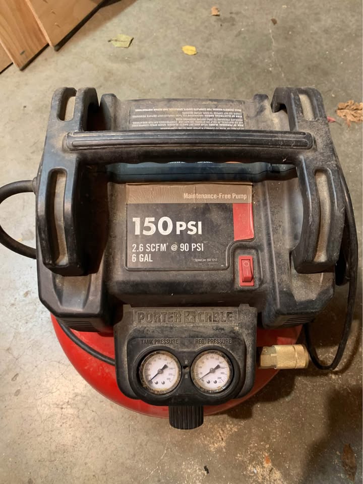 Porter cable air compressor - photo 2