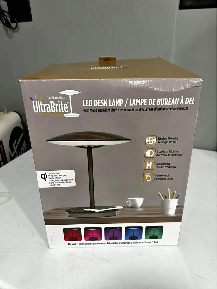 Desk lamp with adjustable lighting and wireless charger
