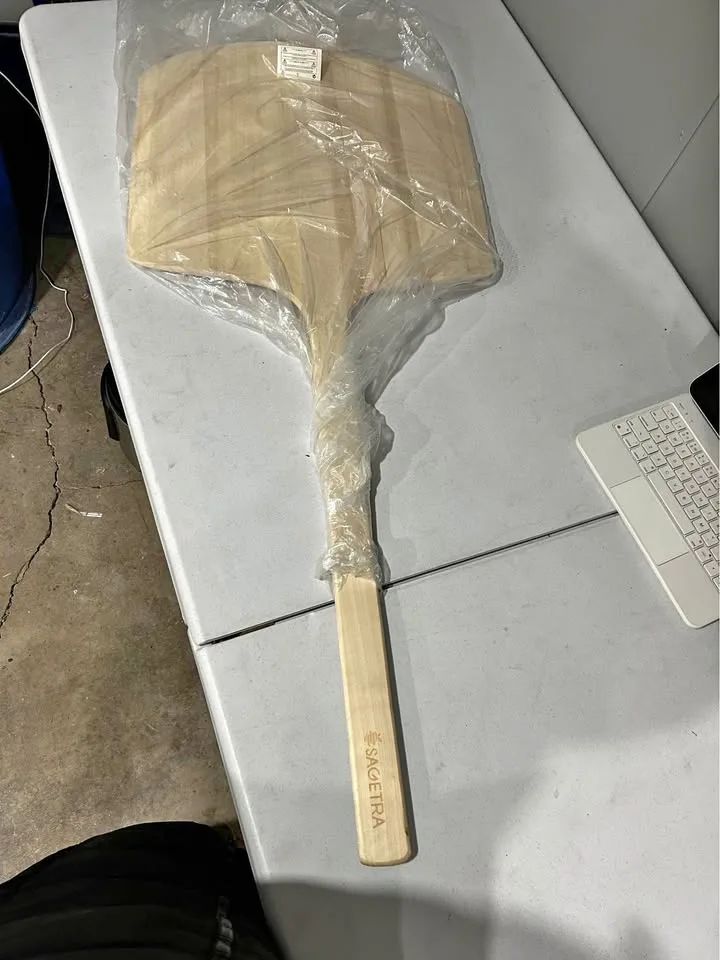 Pizza peel brand new
