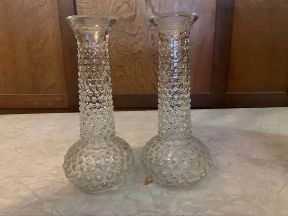 Hobnail vases image indicator(2)